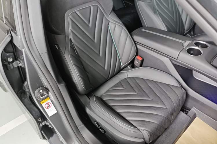 Used Deepal SL03 2023 200Max Range-Extended Version Right Front Seat