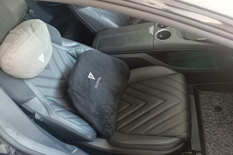 Used Deepal SL03 2023 200Max Range-Extended Version Right Front Seat