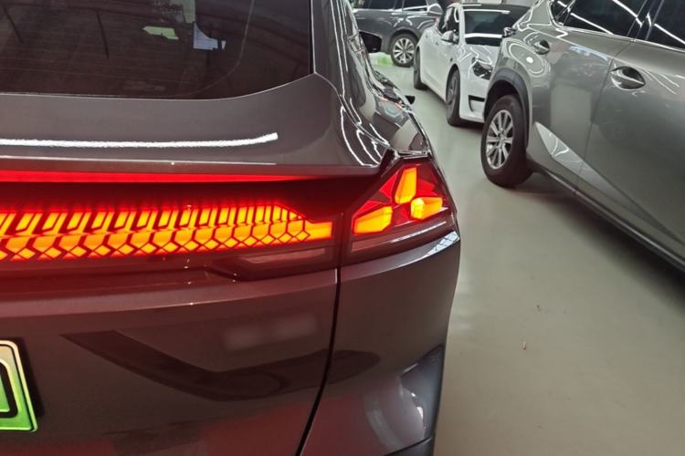 Used Deepal SL03 2023 200Max Range-Extended Version Right Rear Taillight