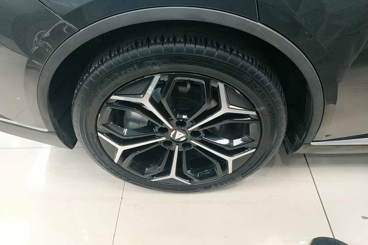 Used Deepal SL03 2023 200Max Range-Extended Version Right Rear Wheel Hub