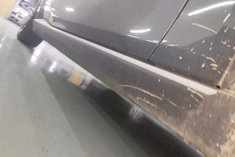 Used Deepal SL03 2023 SL03i 515MAX Pure Electric Version Right Side Sill
