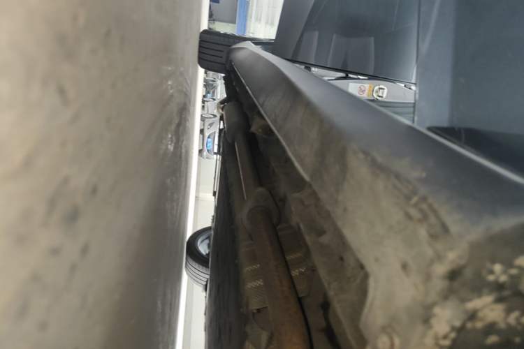 Used Deepal SL03 2023 200Max Range-Extended Version Right Side Sill