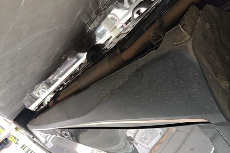 Used Deepal SL03 2023 200Max Range-Extended Version Right Side Sill