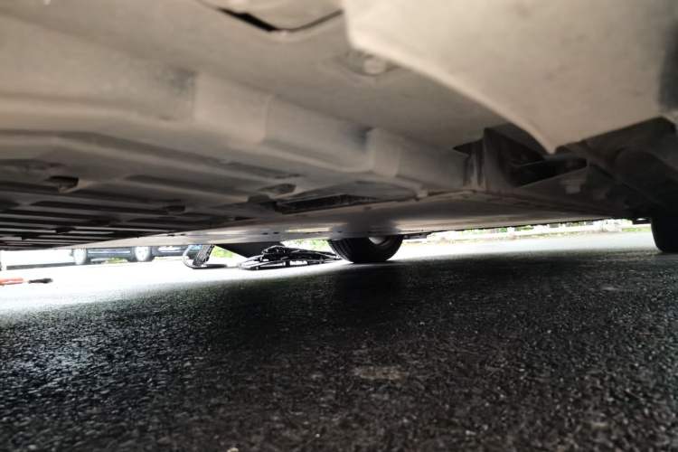Used Deepal SL03 2023 515MAX Pure Electric Version Right Side Sill