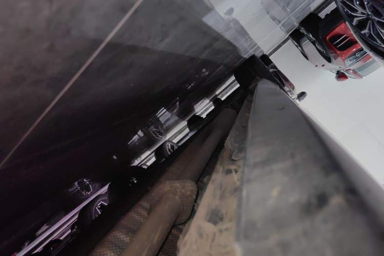 Used Deepal SL03 2023 200Max Range-Extended Version Right Side Sill