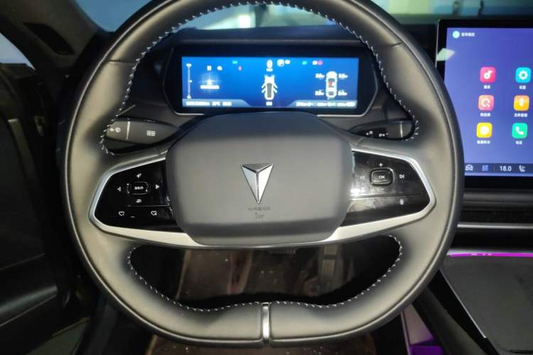 Used Deepal SL03 2023 200Max Range-Extended Version Steering Wheel