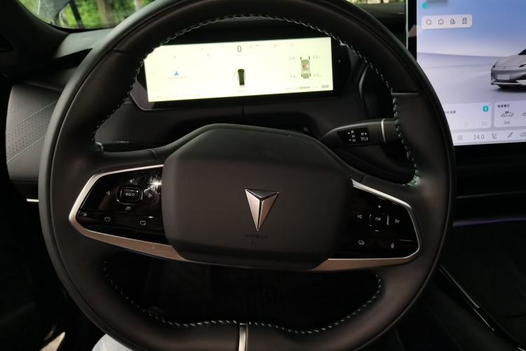 Used Deepal SL03 2023 515MAX Pure Electric Version Steering Wheel