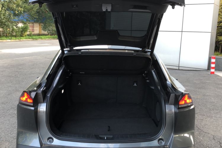 Used Deepal SL03 2023 200Max Range-Extended Version Trunk