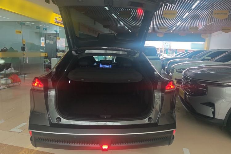 Used Deepal SL03 2023 200Max Range-Extended Version Trunk