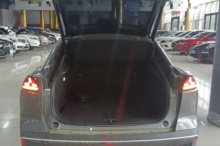Used Deepal SL03 2023 200Max Range-Extended Version Trunk