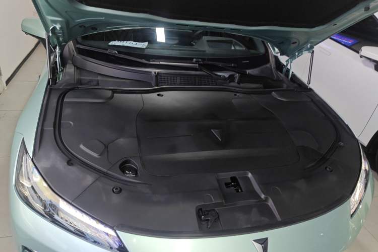 Used Deepal SL03 2023 200Max Range-Extended Version Engine Bay