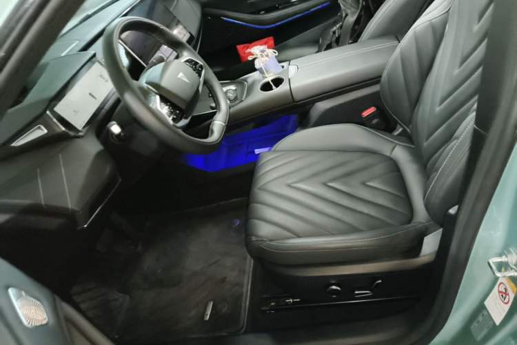 Used Deepal SL03 2023 200Max Range-Extended Version Left Front Seat