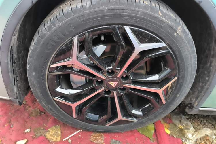 Used Deepal SL03 2023 200Max Range-Extended Version Left Front Wheel Hub