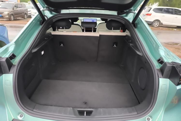 Used Deepal SL03 2023 200Max Range-Extended Version Trunk