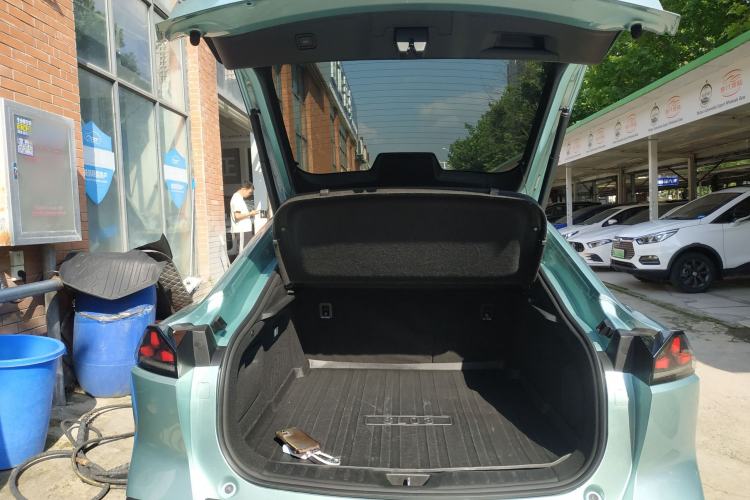 Used Deepal SL03 2023 200Max Range-Extended Version Trunk