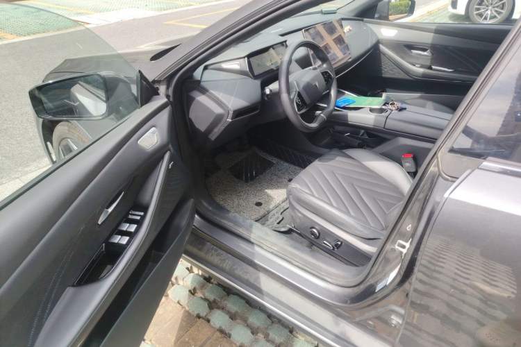 Used Deepal SL03 2023 200Max Range-Extended Version Driver Seat