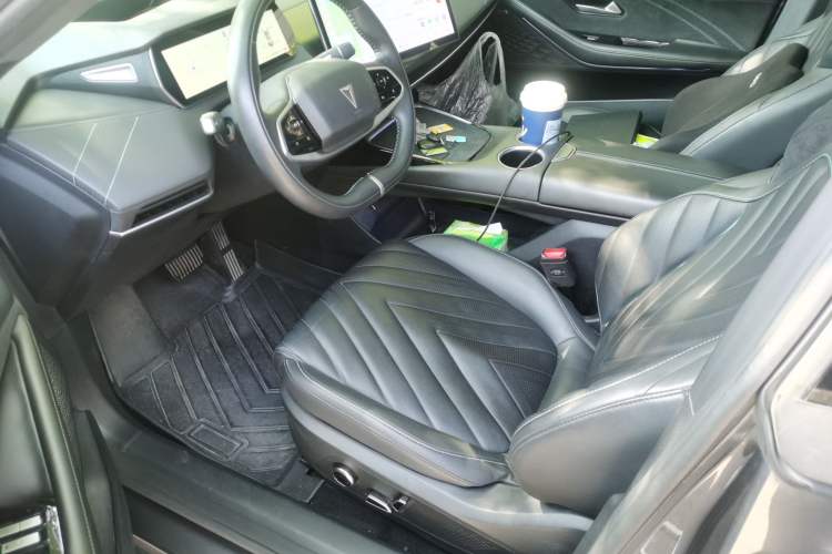 Used Deepal SL03 2023 515MAX Pure Electric Version Driver Seat
