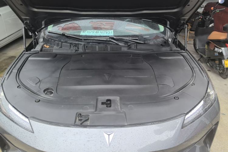 Used Deepal SL03 2023 200Max Range-Extended Version Engine Bay