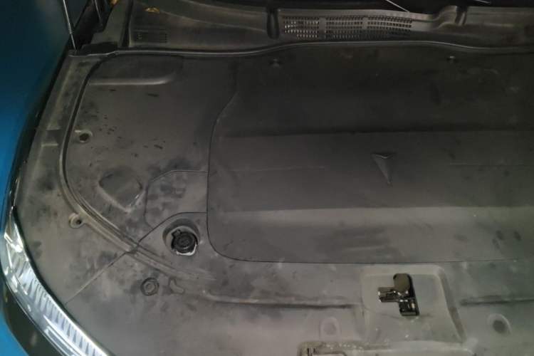Used Deepal SL03 2023 200Max Range-Extended Version Engine Bay Right