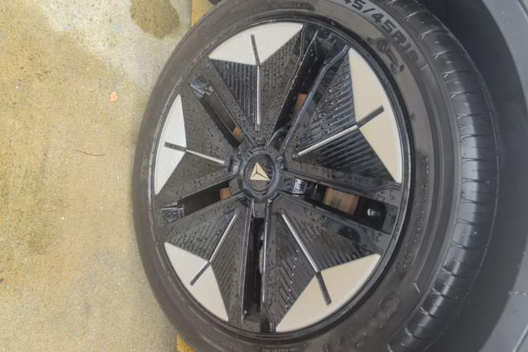 Used Deepal SL03 2023 200Max Range-Extended Version Left Front Wheel Hub