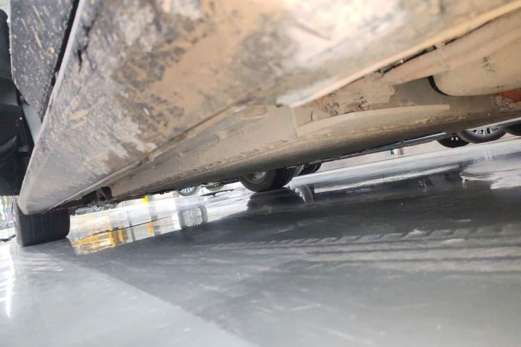 Used Deepal SL03 2023 200Max Range-Extended Version Left Side Sill