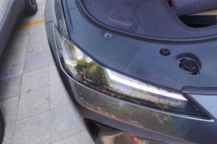 Used Deepal SL03 2023 515MAX Pure Electric Version Right Front Headlight