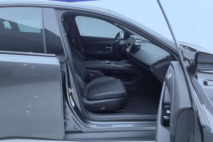 Used Deepal SL03 2023 SL03i 515MAX Pure Electric Version Right Front Seat