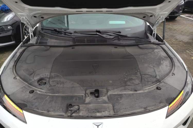 Used Deepal SL03 2023 200Max Range-Extended Version Engine Bay