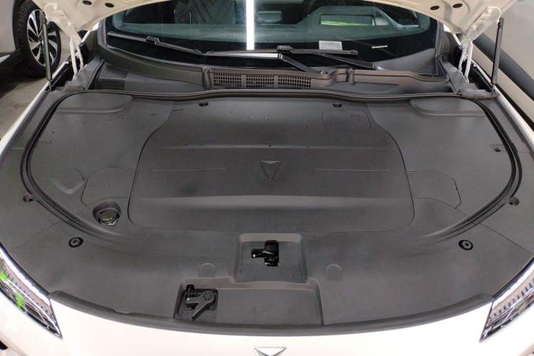 Used Deepal SL03 2023 200Max Range-Extended Version Engine Bay