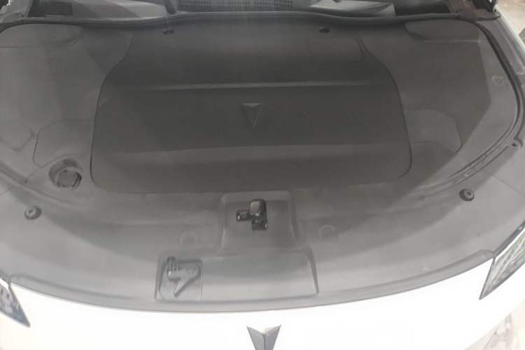 Used Deepal SL03 2023 200Max Range-Extended Version Engine Bay
