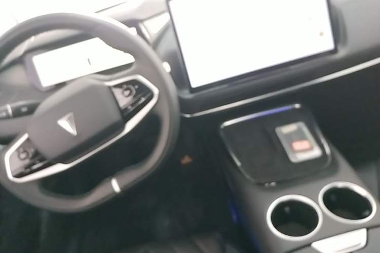 Used Deepal SL03 2023 SL03i 515MAX Pure Electric Version Gear Lever
