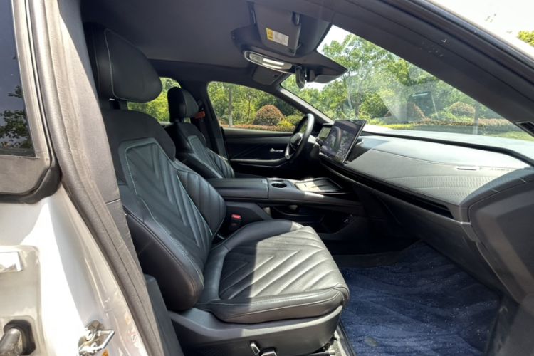 Used Deepal SL03 2023 200Max Range-Extended Version Interior 12