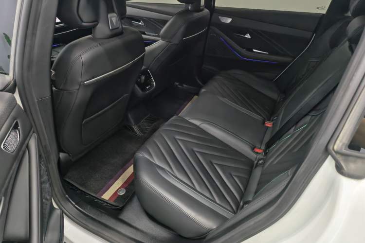 Used Deepal SL03 2023 200Max Range-Extended Version Interior 4