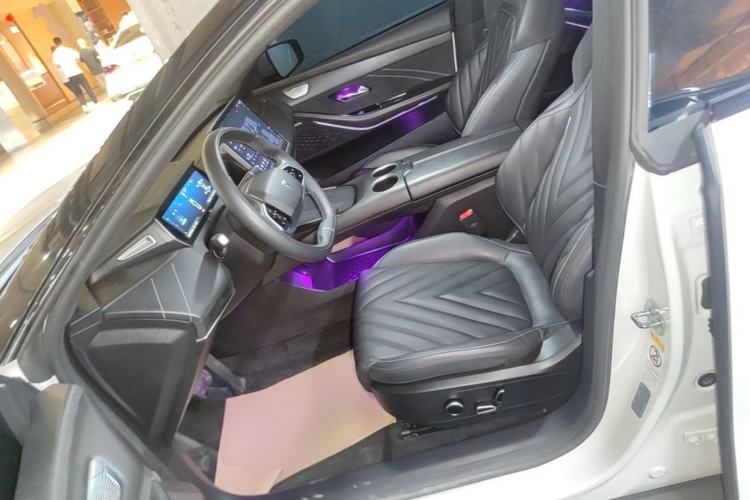 Used Deepal SL03 2023 200Max Range-Extended Version Left Front Seat