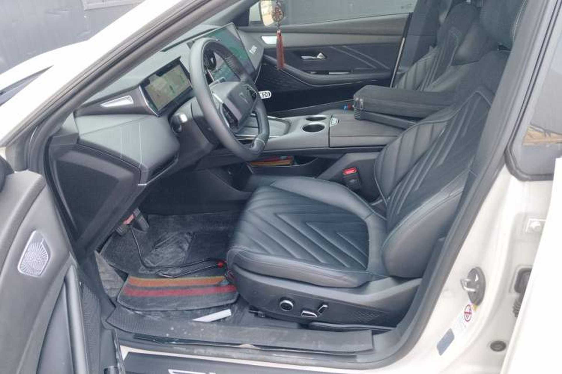Used Deepal SL03 2023 200Max Range-Extended Version Left Front Seat