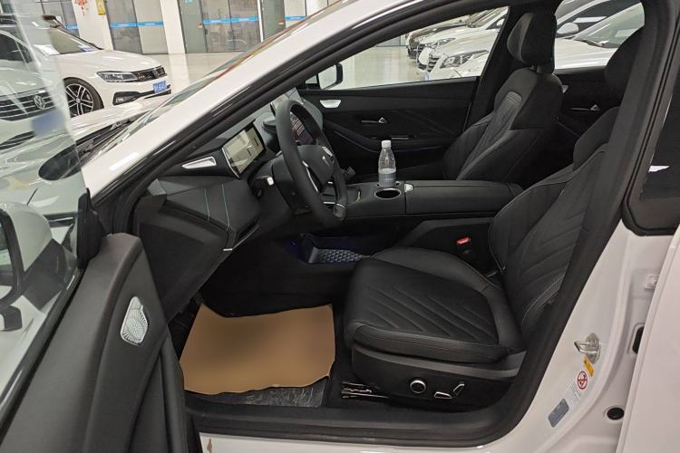 Used Deepal SL03 2023 200Max Range-Extended Version Left Front Seat