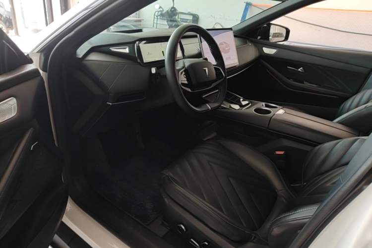 Used Deepal SL03 2023 200Max Range-Extended Version Left Front Seat