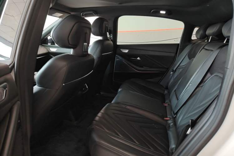 Used Deepal SL03 2023 200Max Range-Extended Version Left Rear Seat