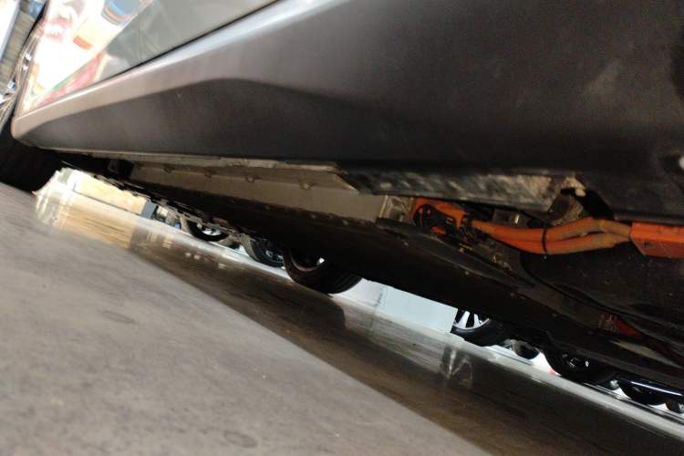 Used Deepal SL03 2023 200Max Range-Extended Version Left Side Sill