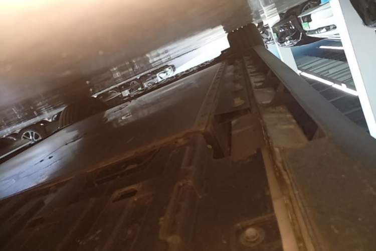 Used Deepal SL03 2023 515MAX Pure Electric Version Left Side Sill
