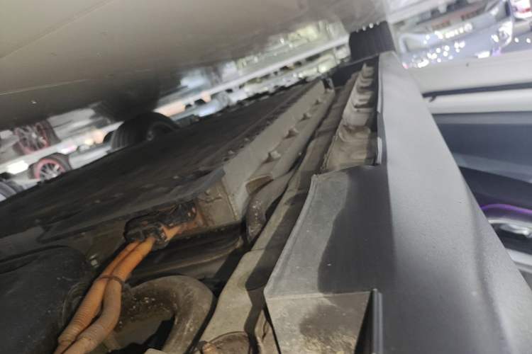 Used Deepal SL03 2023 200Max Range-Extended Version Left Side Sill