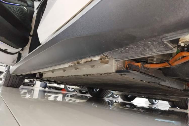 Used Deepal SL03 2023 200Max Range-Extended Version Left Side Sill