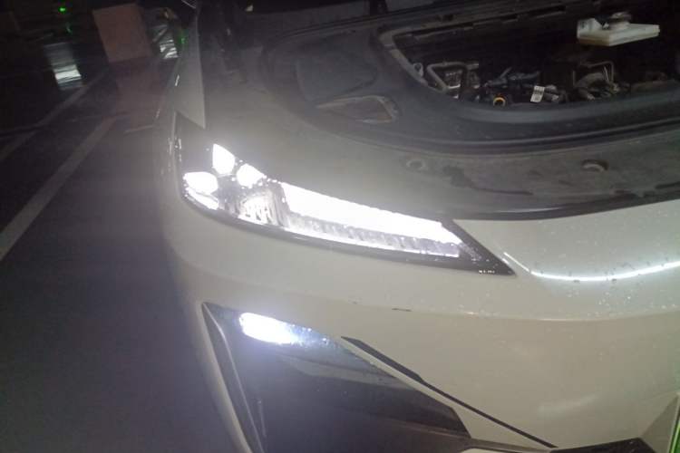 Used Deepal SL03 2023 200Max Range-Extended Version Right Front Headlight