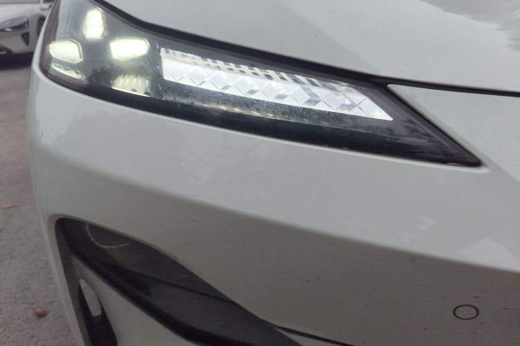 Used Deepal SL03 2023 200Max Range-Extended Version Right Front Headlight