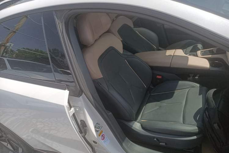 Used Deepal SL03 2023 515MAX Pure Electric Version Right Front Seat