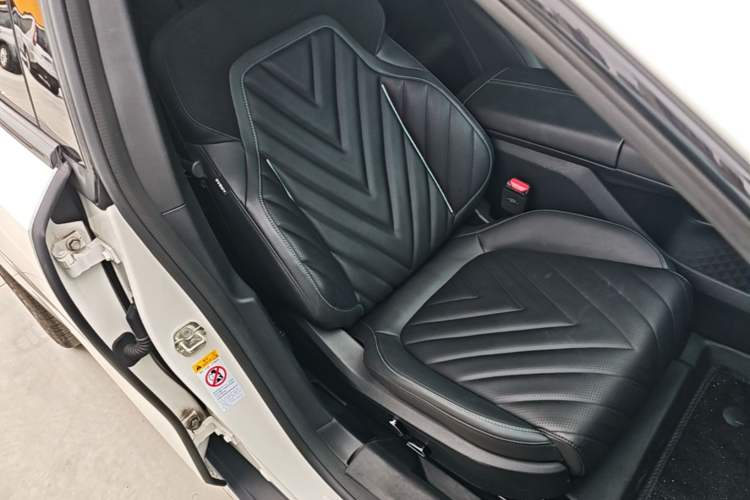 Used Deepal SL03 2023 SL03i 515MAX Pure Electric Version Right Front Seat