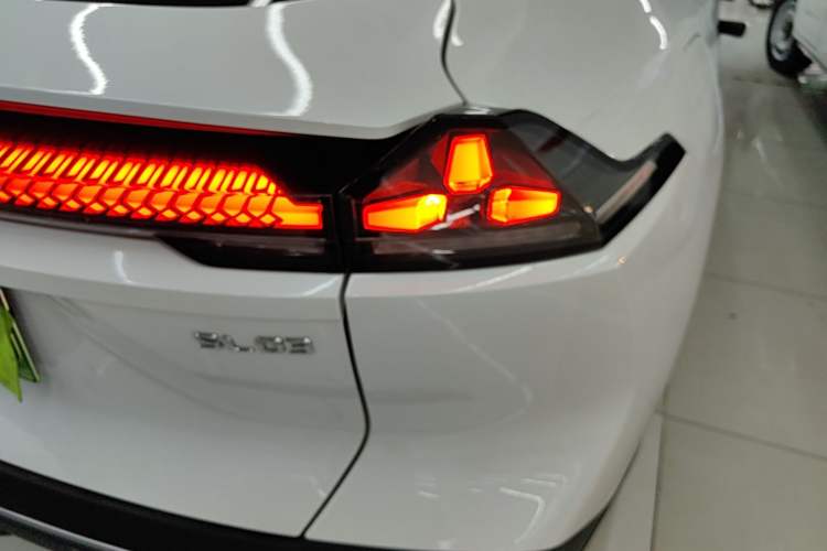 Used Deepal SL03 2023 200Max Range-Extended Version Right Rear Taillight