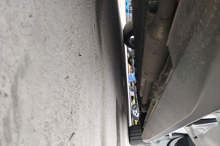Used Deepal SL03 2023 200Max Range-Extended Version Right Side Sill