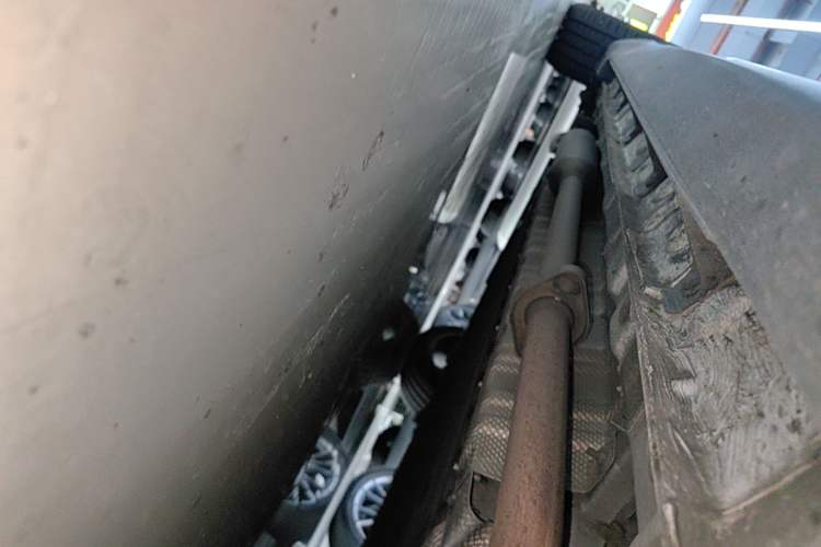 Used Deepal SL03 2023 200Max Range-Extended Version Right Side Sill