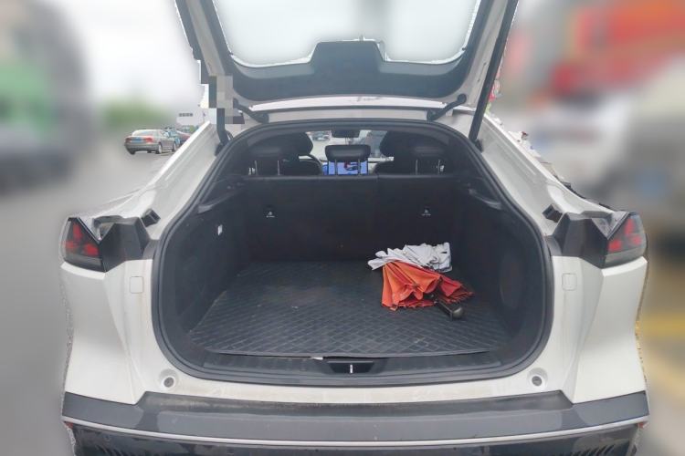 Used Deepal SL03 2023 200Max Range-Extended Version Trunk